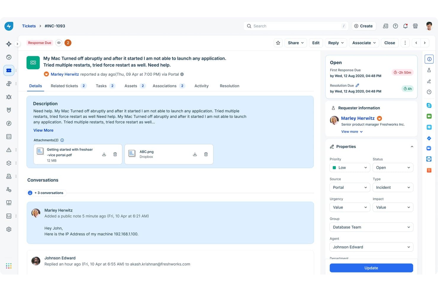 Detaljeside for Freshservice-hændelsessag, der viser SLA-timer, samtaler og panel med sagens egenskaber.