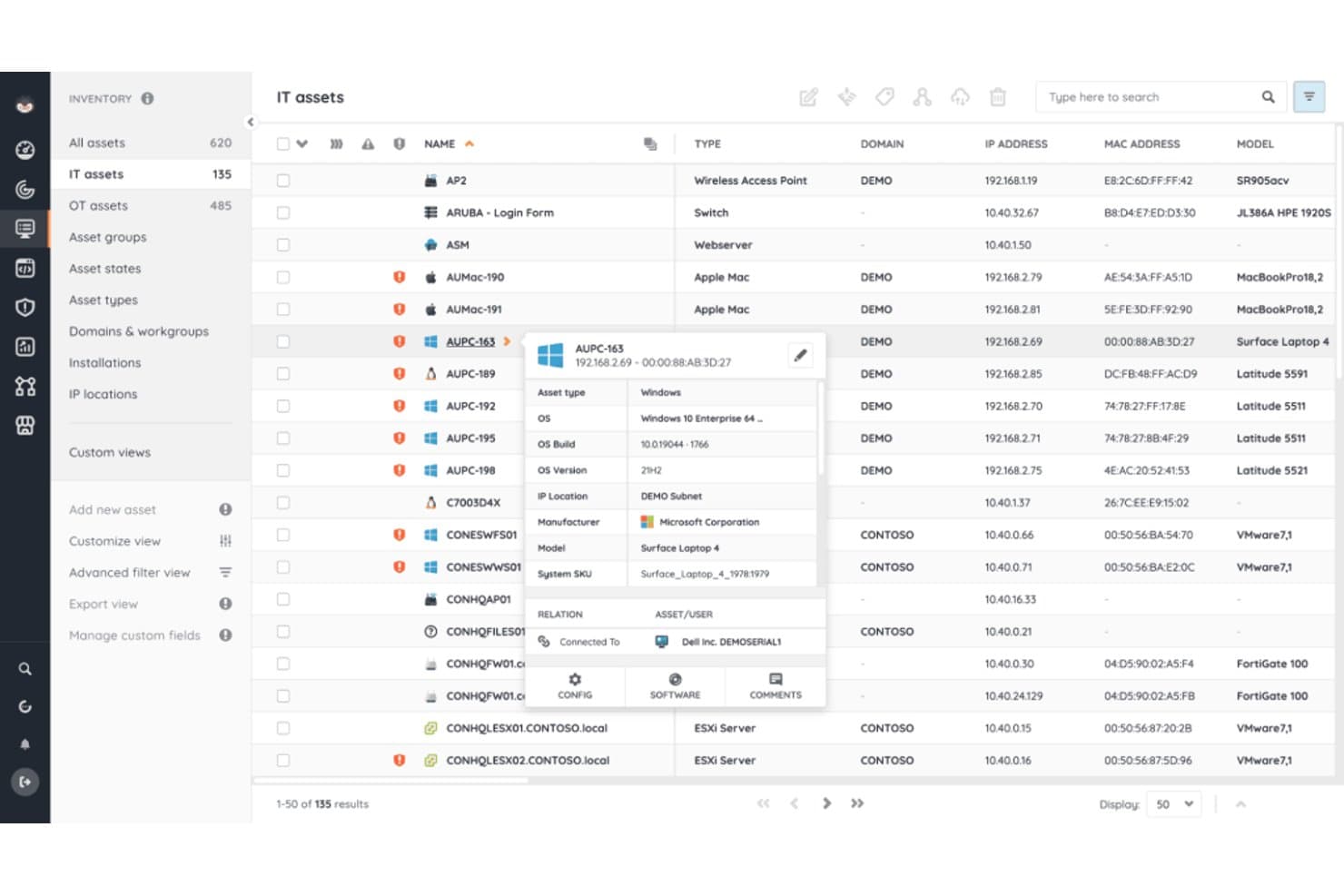 Liste des actifs informatiques Lansweeper avec une fenêtre contextuelle affichant les détails et les caractéristiques de l’appareil.