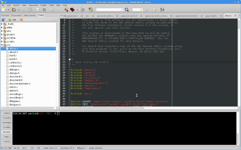 Geany screenshot - 10 meilleurs environnements de développement intégrés multiplateformes évalués en 2026