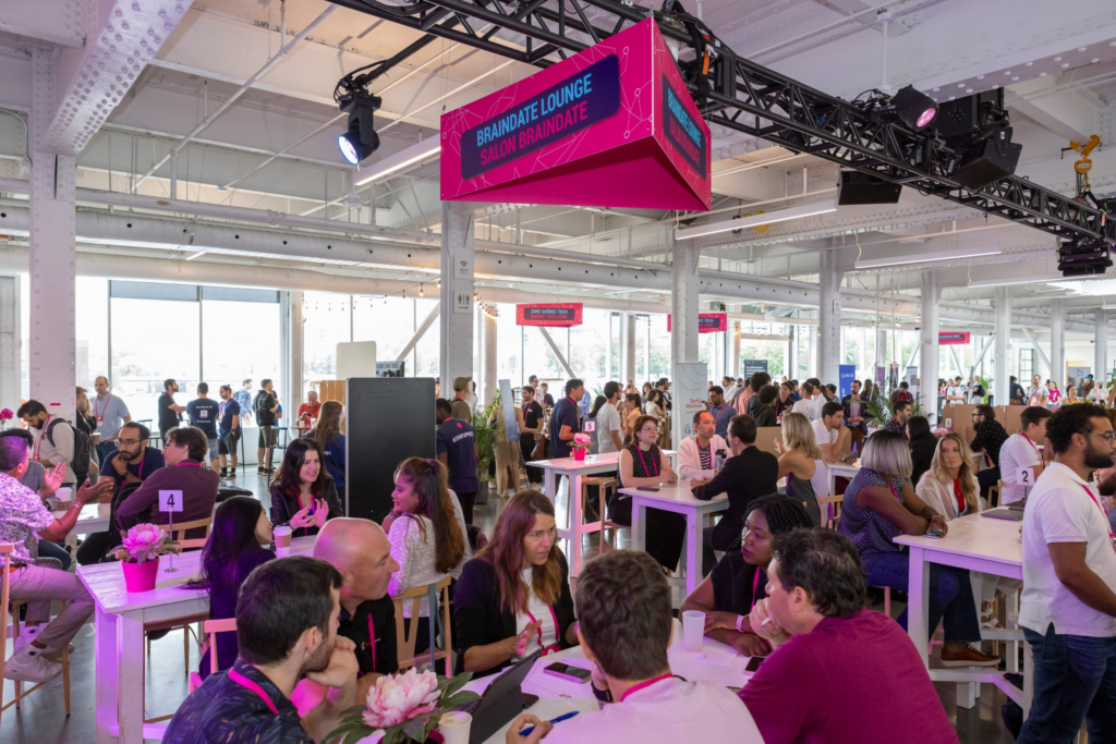Curated networking meetings in the lounge at Startupfest